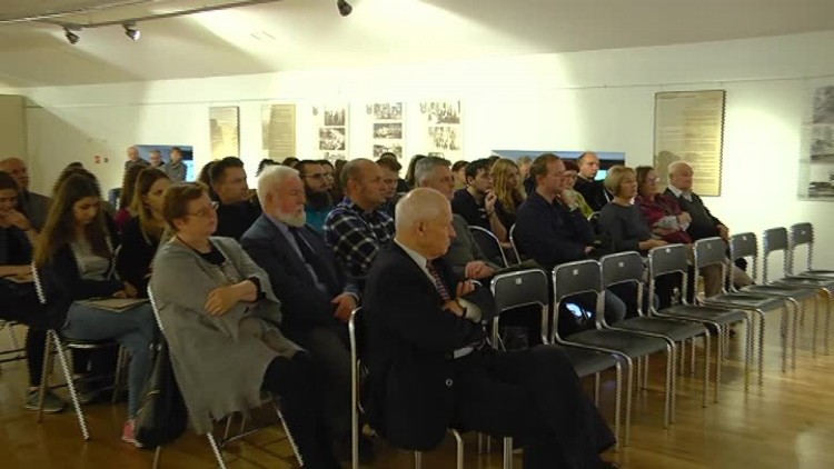 wyklad_feduszka_arsenal.mp4