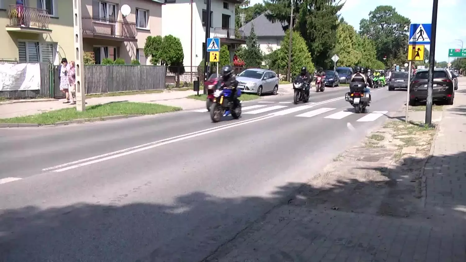 szczebrzeszyn-parada.mp4