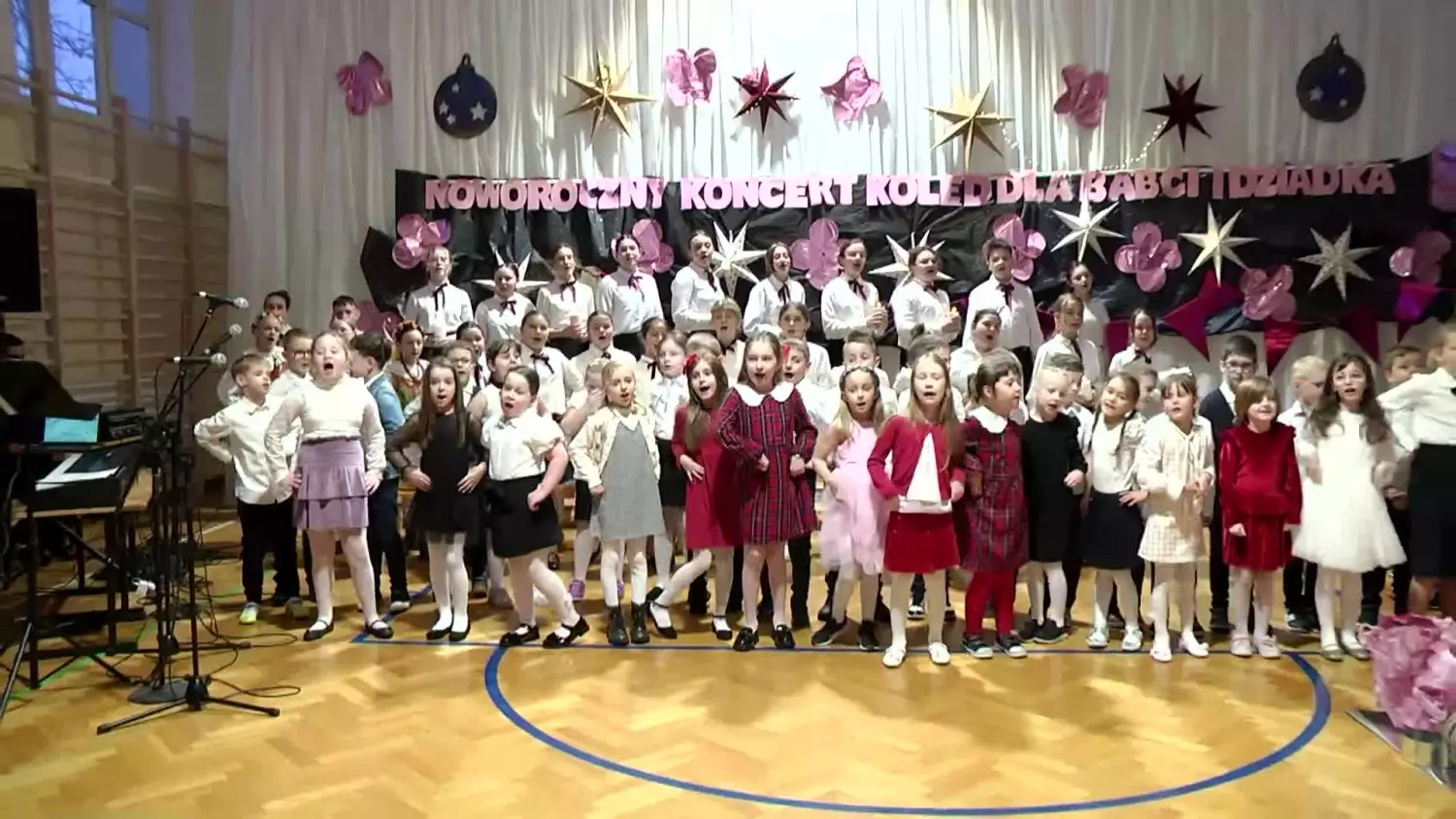 koledy-dzien-babci-i-dziadka-sp7.mp4