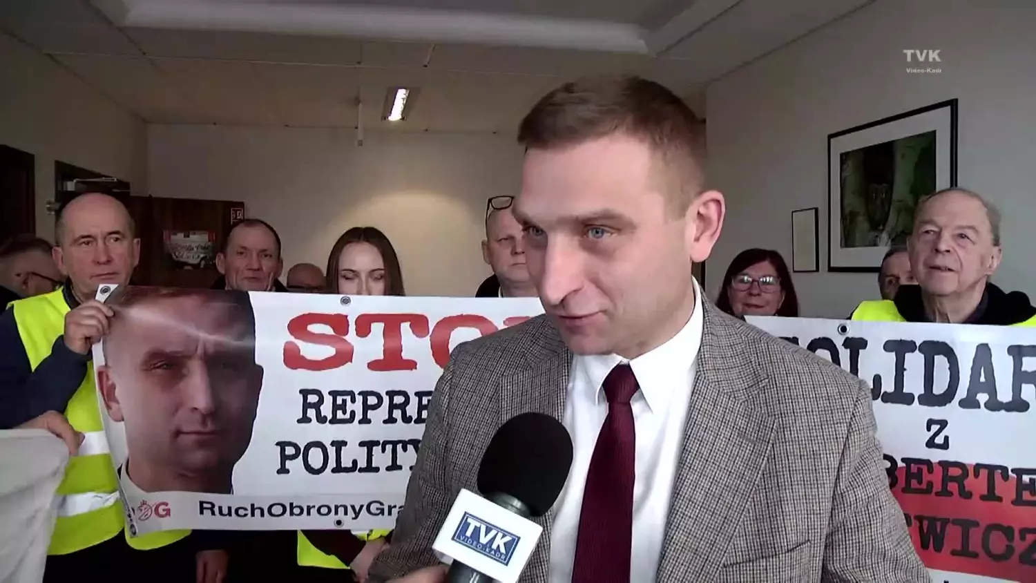 bakiewicz-rozprawa2.mp4