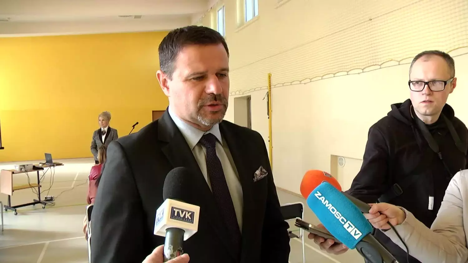 zakaz-uzywania-telefonow.mp4